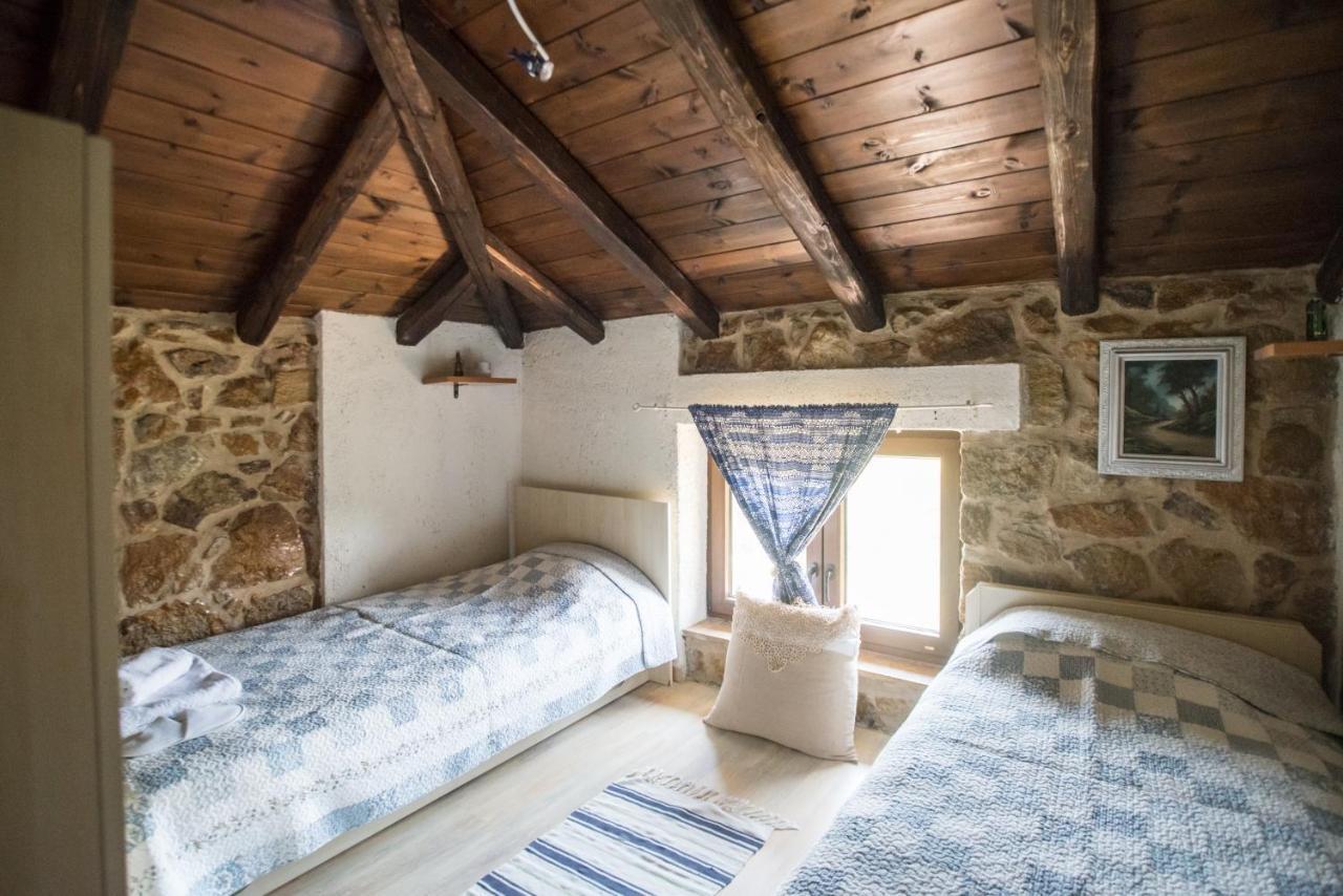 Stone Villas Néa Róda Kültér fotó